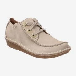Clarks Art. Funny Dream Beige